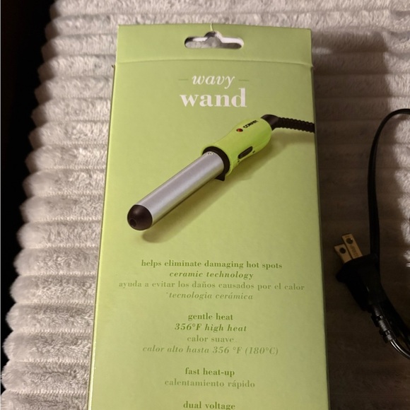Green and Silver Curling Wand Conair Wavy Wand small stylers adds body - Picture 5 of 6